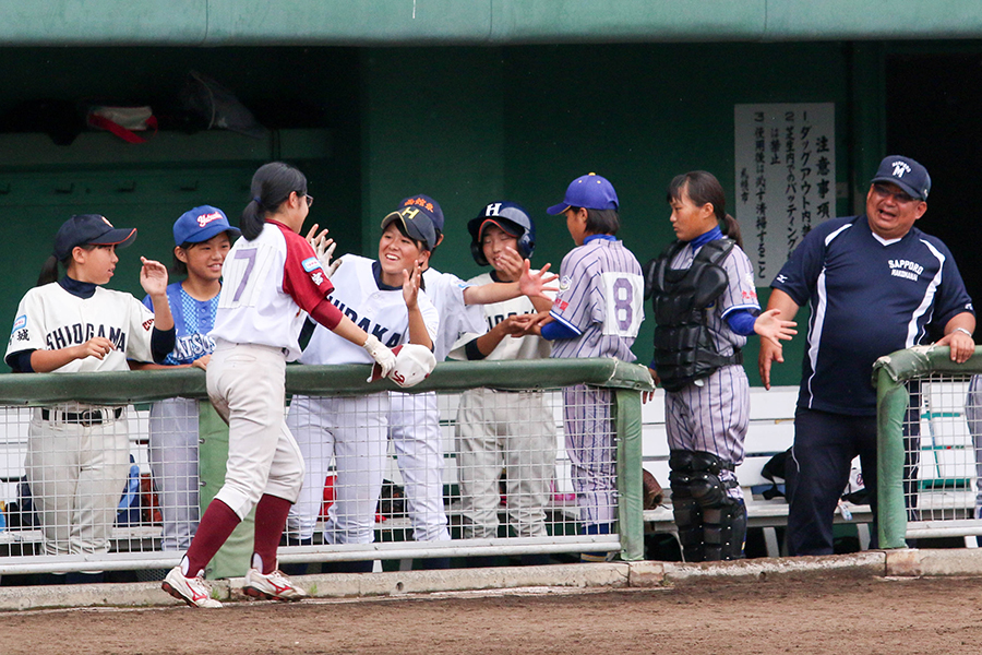 北海道・東北・九州連盟の連合チーム「HTK15」【写真：石川加奈子】