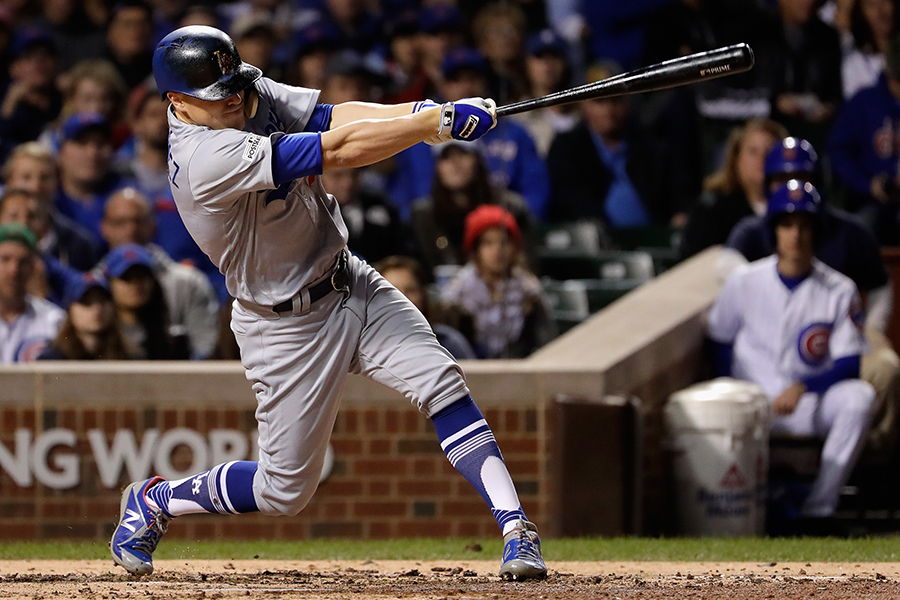2打席連続本塁打となる満塁弾を放ったドジャース・ヘルナンデス【写真：Getty Images】