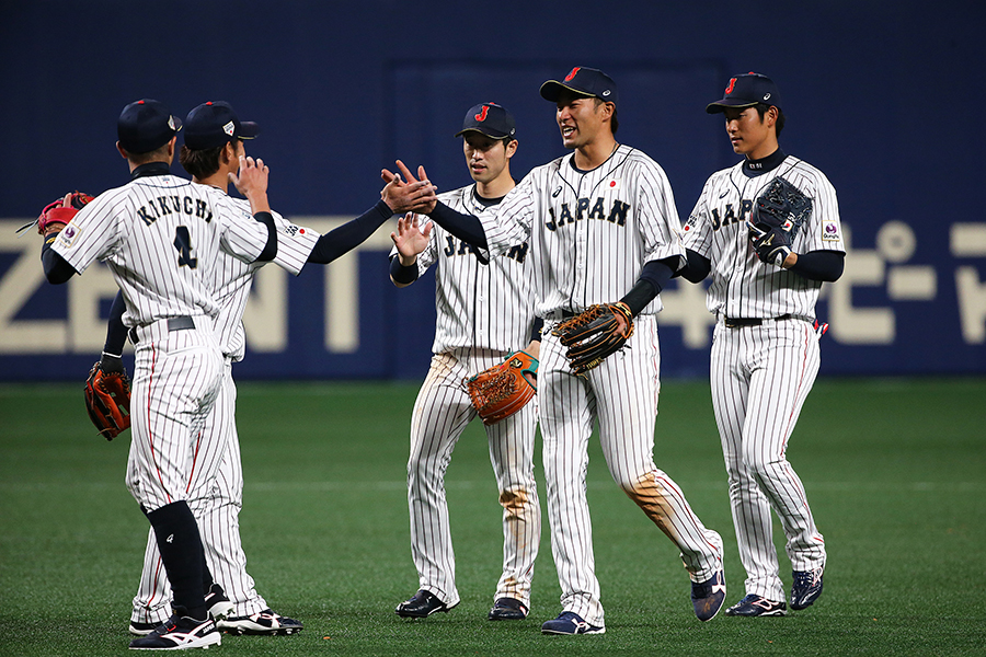 リードを守り抜いて2-0で勝利した侍ジャパン【写真：Getty Images】