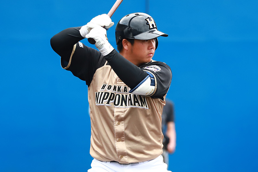 日本ハム・横尾俊建【写真：荒川祐史】