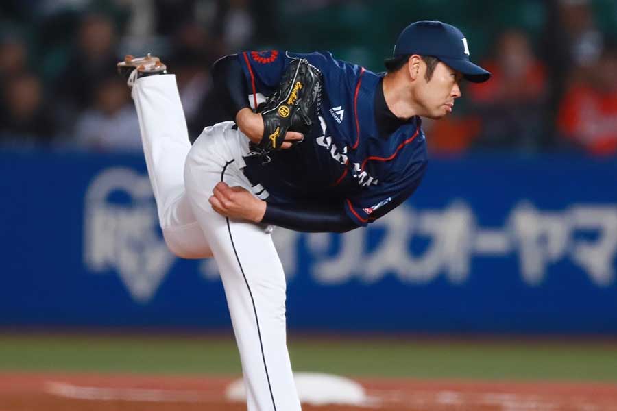 移籍後、初勝利を挙げた西武・榎田大樹【写真：荒川祐史】