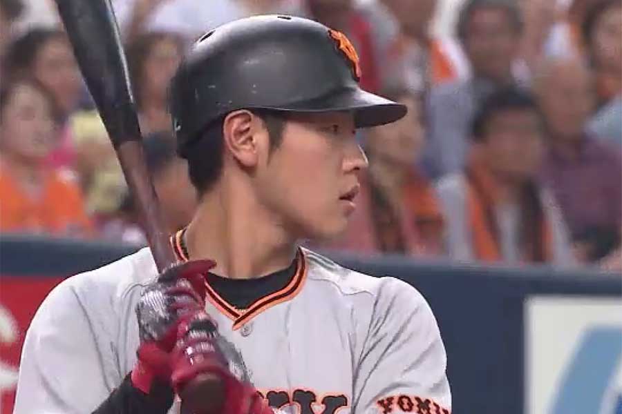 初4番初打席で本塁打を放った巨人・岡本和真【画像：(C)PLM】
