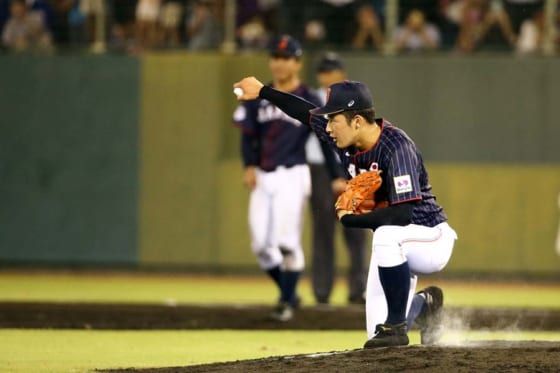 吉田輝星が最速149キロ無失点デビュー 藤原と侍ポーズ共演 100点です Full Count