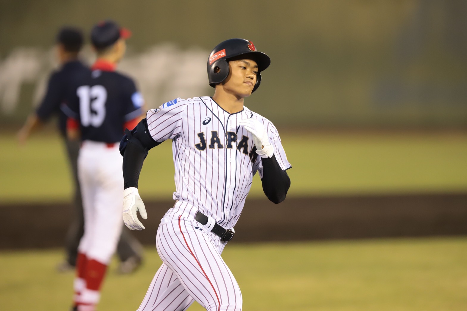 2点本塁打を放った侍ジャパンU-18代表・根尾【写真：荒川祐史】