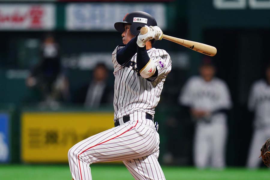3番二塁で先発した侍ジャパン・山田哲人【写真：Getty Images】