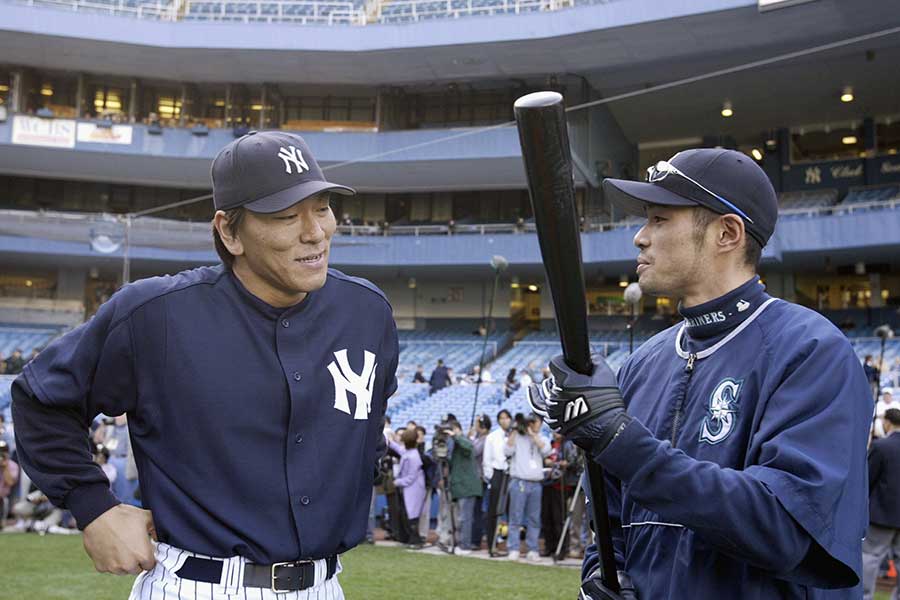 ヤンキースで活躍した松井秀喜氏（左）とマリナーズ・イチロー【写真：Getty Images】