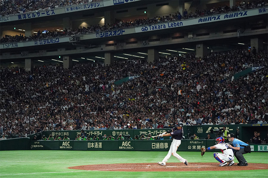 東京ドームでは連日、「侍ジャパン」とMLBオールスターチームの熱戦が広げられている【写真：Getty Images】