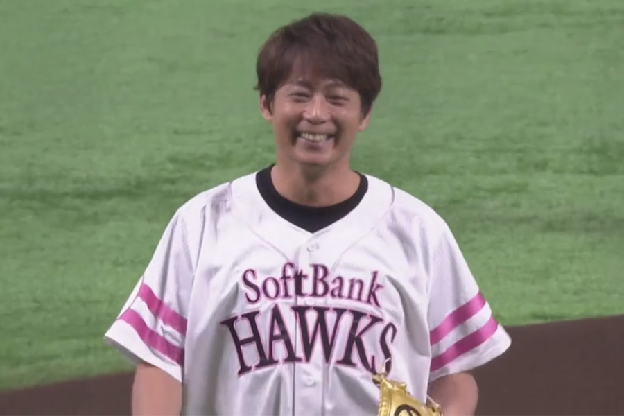 EXILE黒木啓司さんが豪快始球式、107キロに笑顔 3万超の女性ファンが