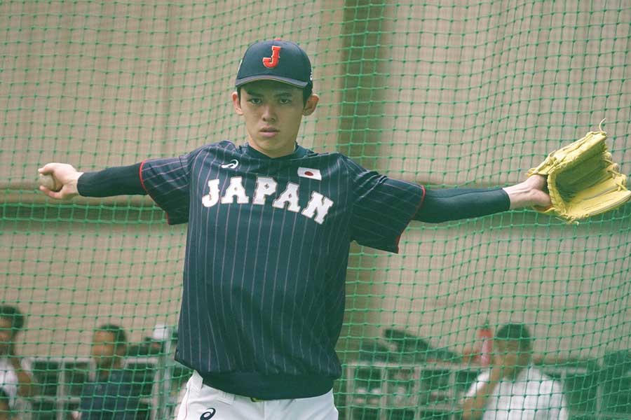 侍ジャパンU-18合宿に参加している大船渡・佐々木朗希【写真：荒川祐史】