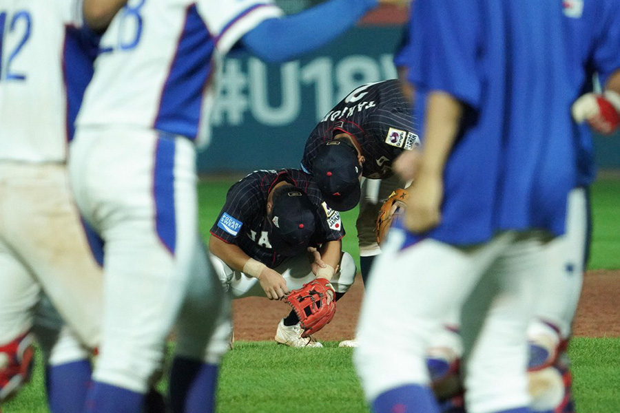 侍ジャパンU-18代表は延長10回タイブレークの末4-5で韓国代表に敗れた【写真：荒川祐史】