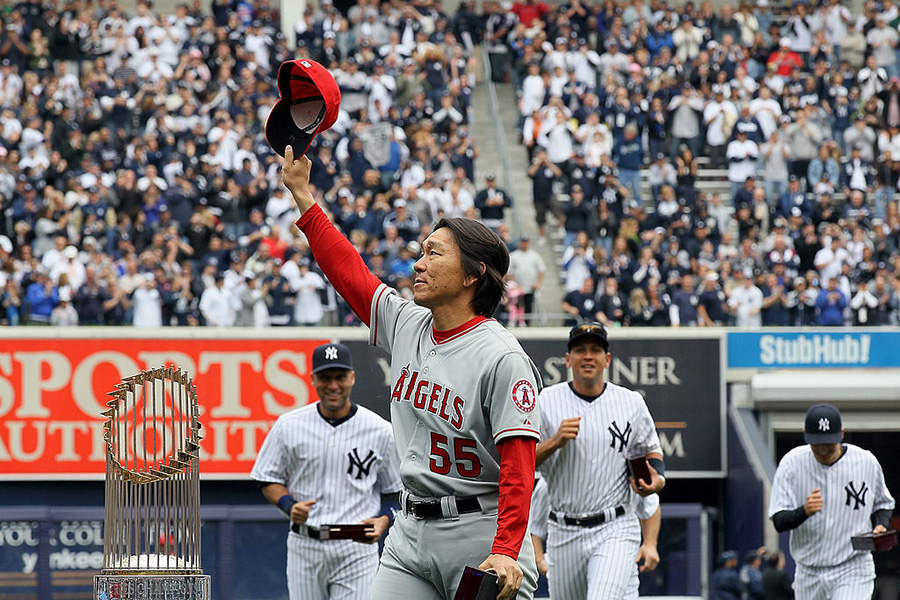 ヤンキースタジアムに凱旋した松井秀喜氏【写真：Getty Images】