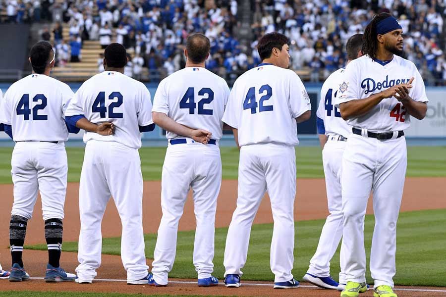 「ジャッキー・ロビンソン・デー」は全選手が背番号「42」で試合に臨む（写真は昨年のもの）【写真：Getty Images】