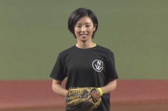 始球式名場面 さすが女子野球のパイオニア 片岡安祐美さんが完璧すぎるアウトロー Full Count