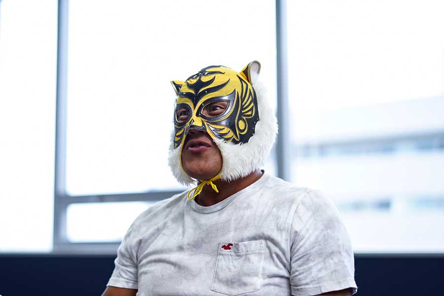 巨人ファンとして知られるプロレスラーのタイガーマスクさん【写真：荒川祐史】