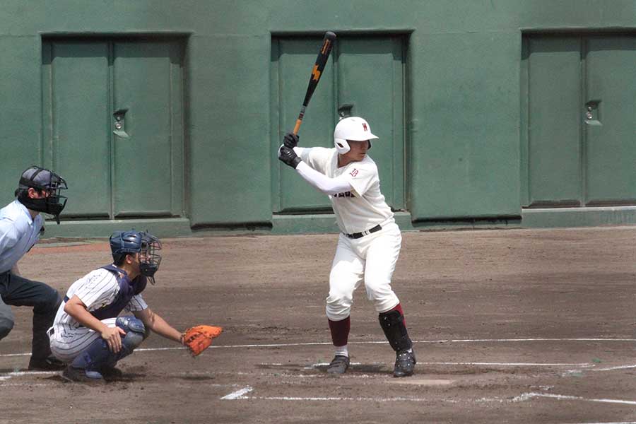 準々決勝を戦う早実・清宮福太郎【写真：編集部】