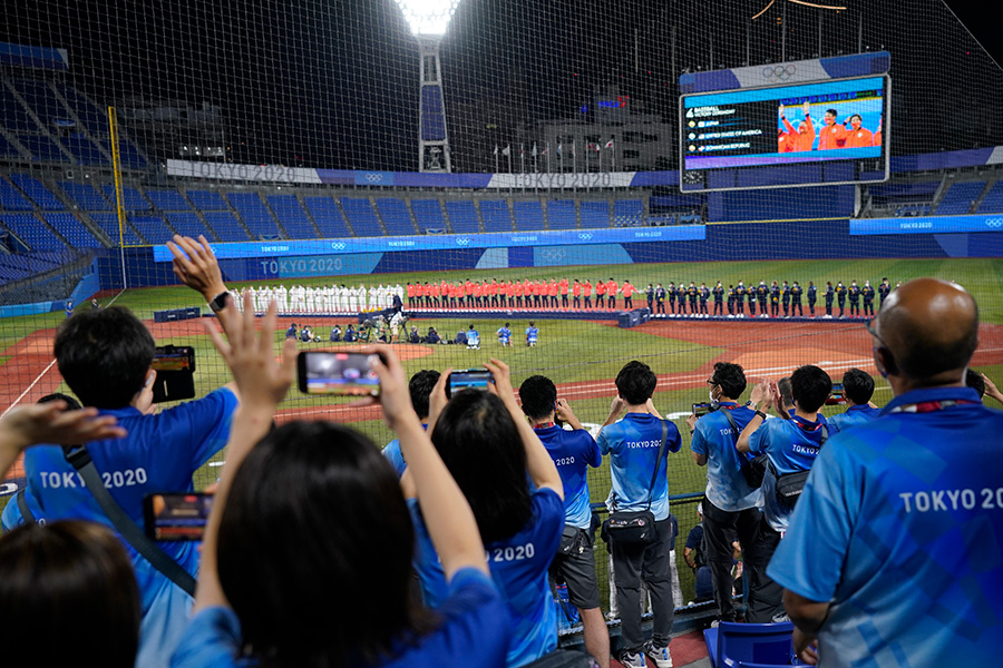 WBSCが東京五輪の野球・ソフトボール競技のスタッフに感謝の投稿【写真：AP】