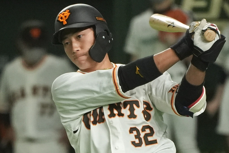 巨人・廣岡大志【写真：荒川祐史】