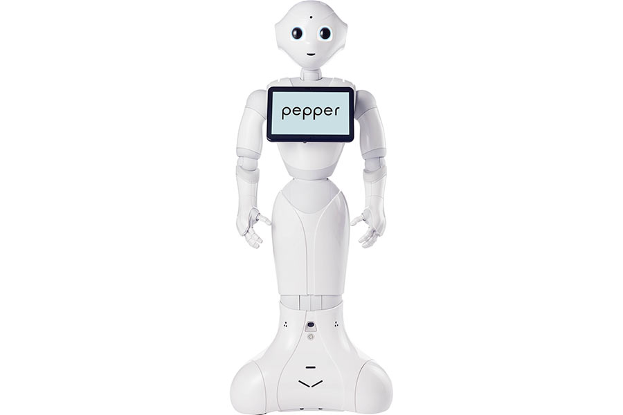 人型ロボット「Pepper」【写真：球団提供】