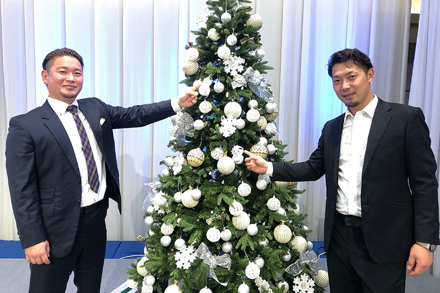 トークショーに参加した西武・岡田雅利（左）と熊代聖人【写真：球団提供】