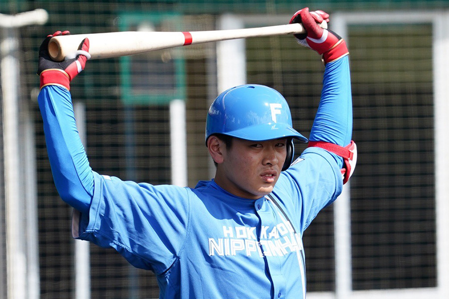 「2番・左翼」で出場した日本ハム・野村佑希【写真：荒川祐史】