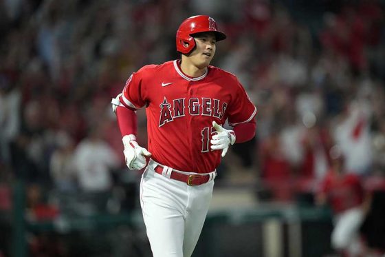 大谷翔平、会心2発で日本人初の8打点 9回土壇場同点3ランも…延長「なお 