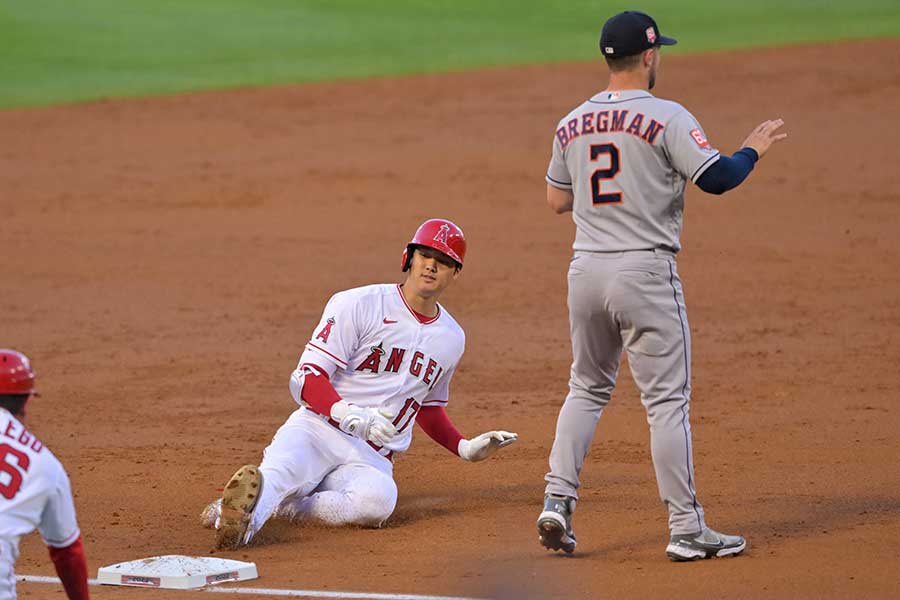 第2打席で適時三塁打を放ったエンゼルス・大谷翔平【写真：ロイター】