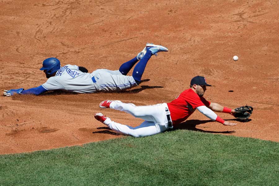 拙守が止まらないレッドソックス【写真：Getty Images】