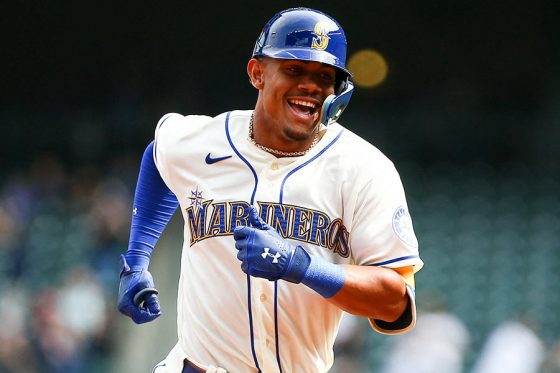 MLB332億円男が京都の名所へ　“親日家”が連日の日本観光…大のアニメ好きで有名