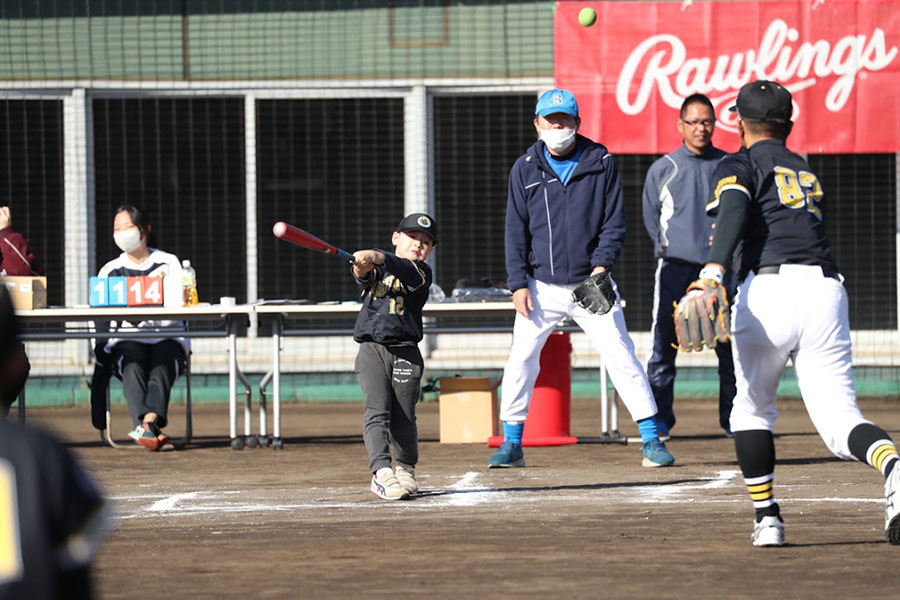 全力キッズベースボールカップを楽しむ参加者たち【写真：主催者提供】