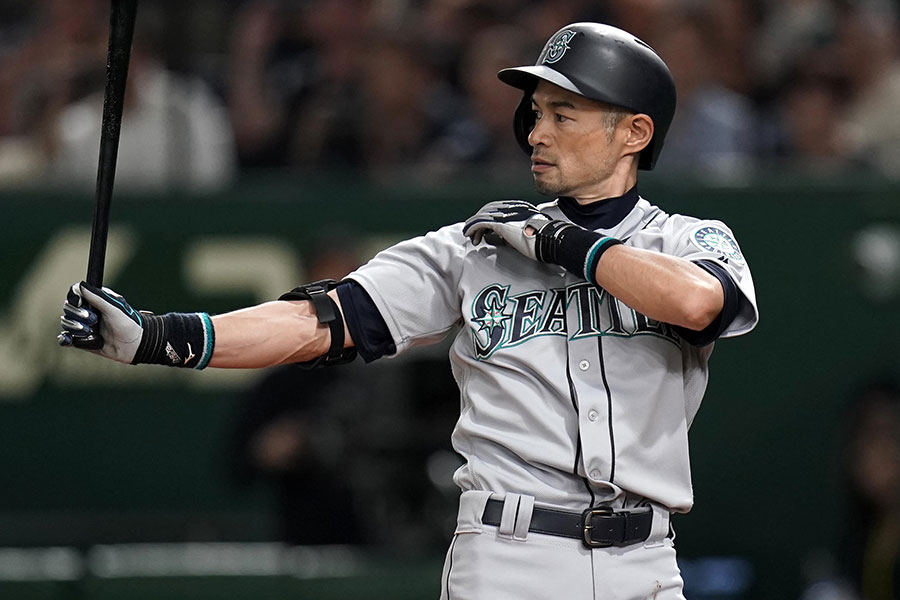 人気の新製品 Majestic マリナーズ ユニフォーム MLB ICHIRO 51 - 野球