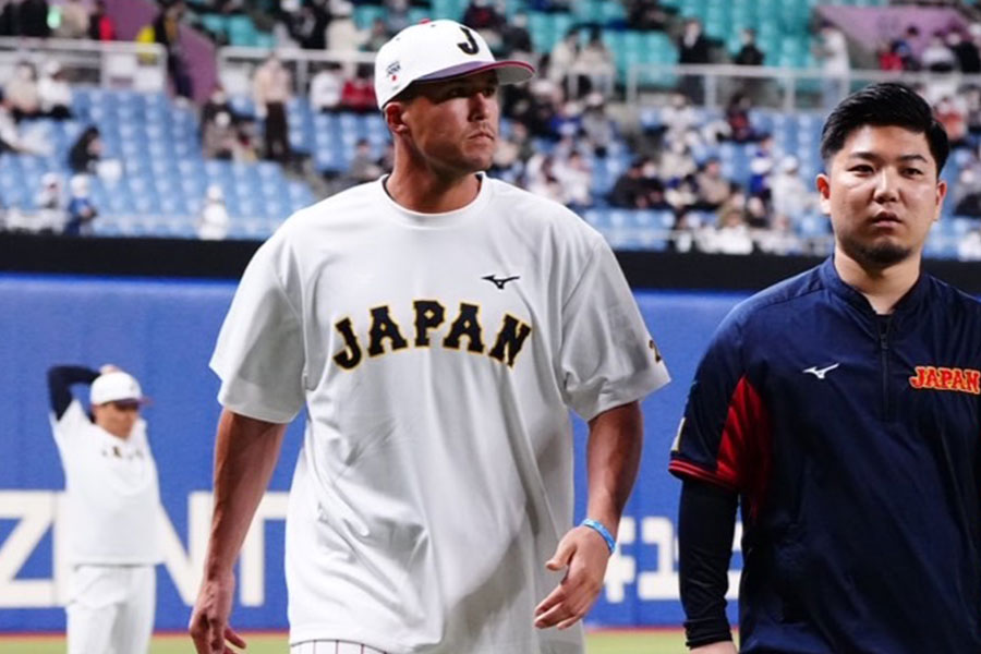 お値下げしました 激レア WBC2023 ヌードバー たつじ パーカー 侍