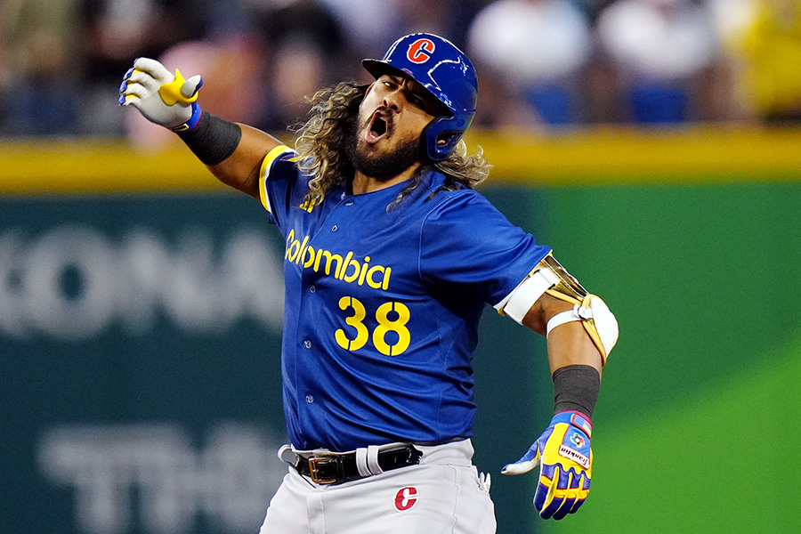 二塁打を放ったコロンビア代表のホルヘ・アルファロ【写真：Getty Images】