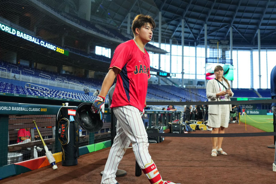 ローンデポ・パークで練習した侍ジャパン・村上宗隆【写真：Getty Images】