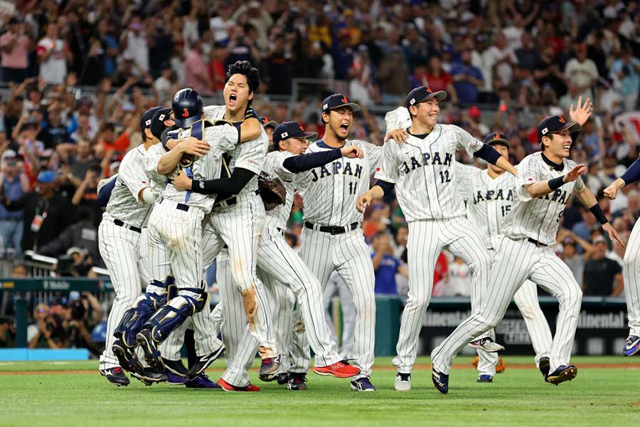 世界一に輝いた侍ジャパン【写真：Getty Images】