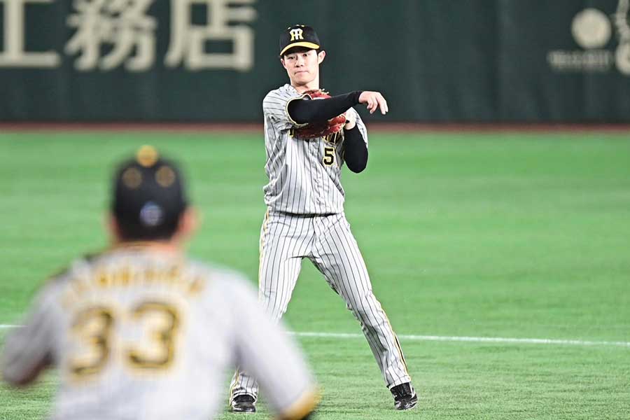 「2番・二塁」で先発した阪神・中野拓夢【写真：中戸川知世】