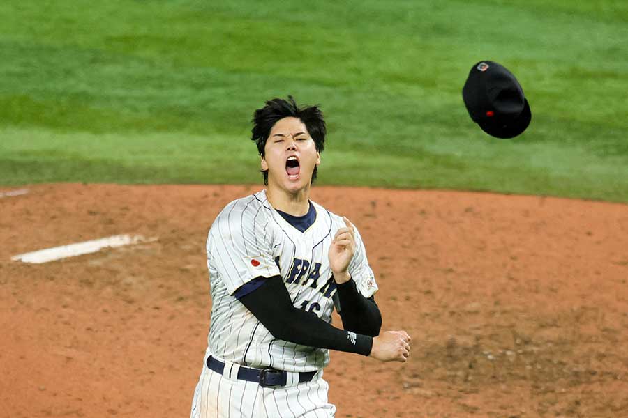 優勝を決めて喜びを爆発させる大谷翔平【写真：ロイター】