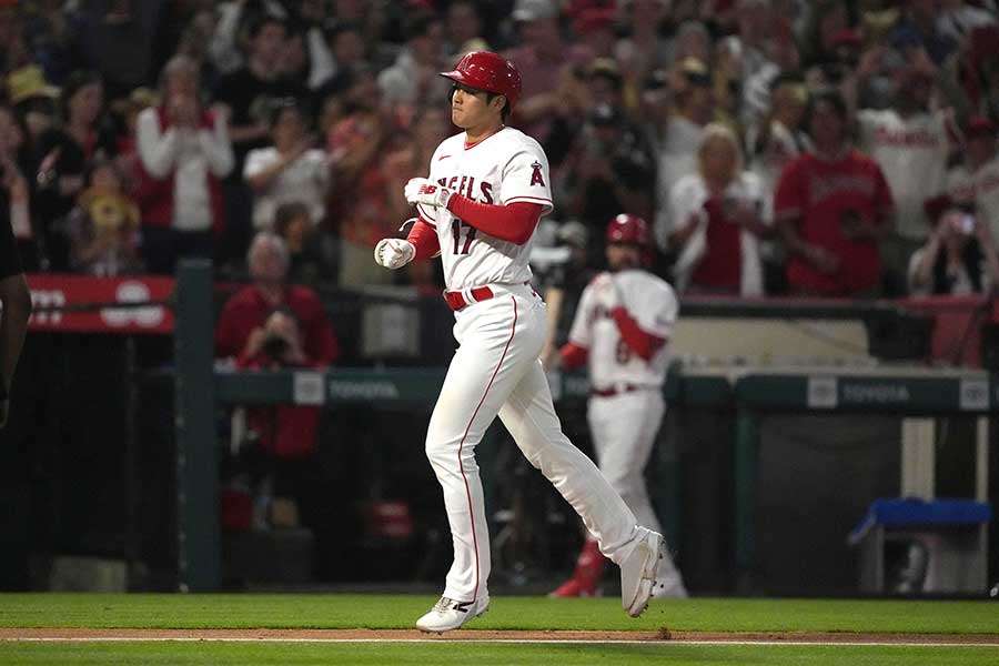 30号ソロを放ったエンゼルス・大谷翔平【写真：ロイター】