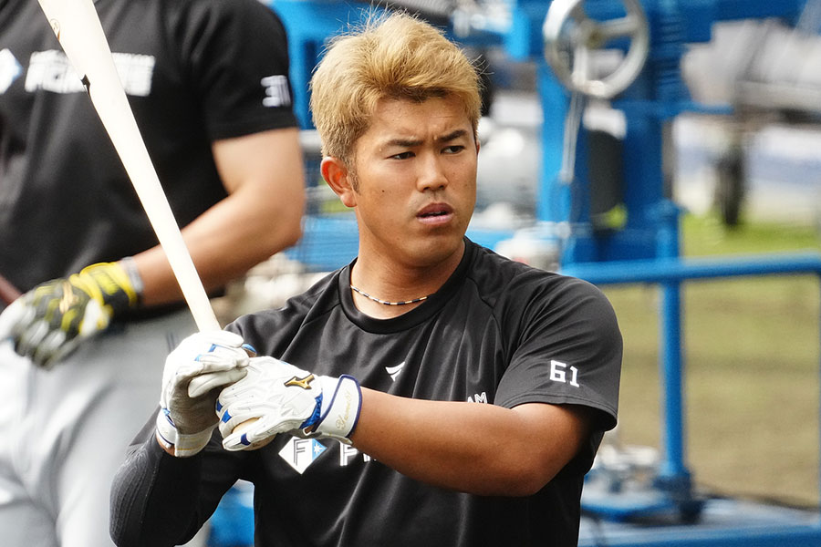 日本ハム・今川優馬【写真：荒川祐史】