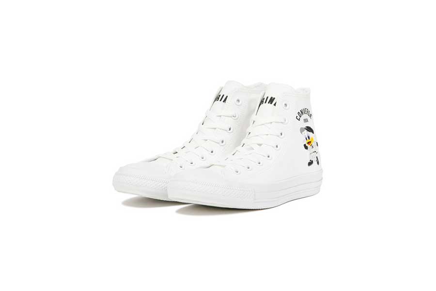 ロッテが「White atelier BY CONVERSE」とコラボしたオリジナルモデルスニーカーを販売【写真：球団提供】