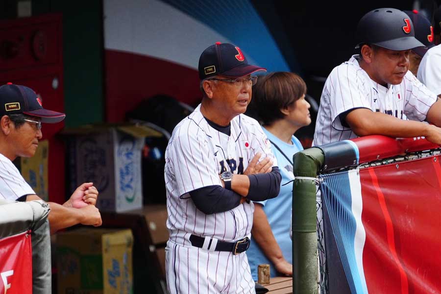 侍ジャパンU-18代表・馬淵史郎監督【写真：荒川祐史】