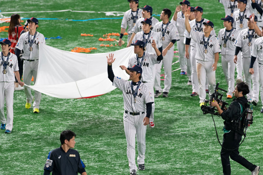 第2回プレミア12を制した侍ジャパン【写真：Getty Images】