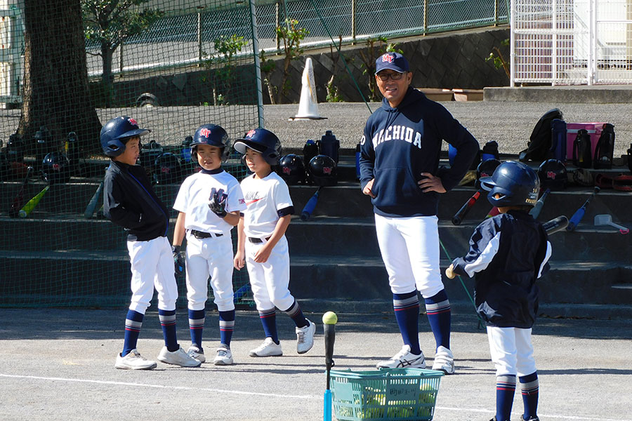 町田玉川学園少年クラブの練習の様子【写真：間淳】