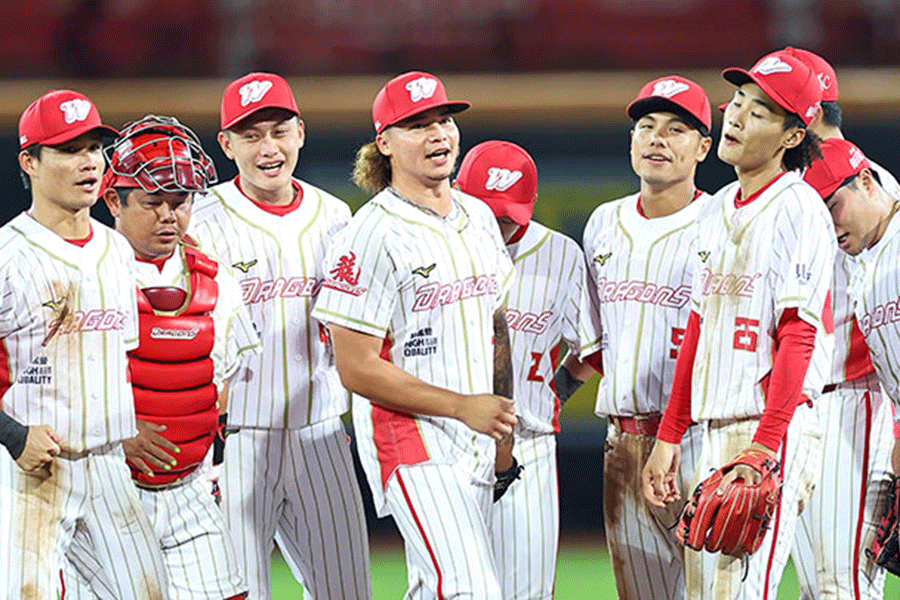 26年ぶりの半期シーズン優勝を果たした味全ドラゴンズ【写真提供：CPBL】