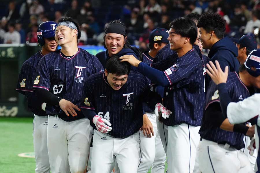 延長10回タイブレークの末、台湾が豪州に勝利した【写真：荒川祐史】