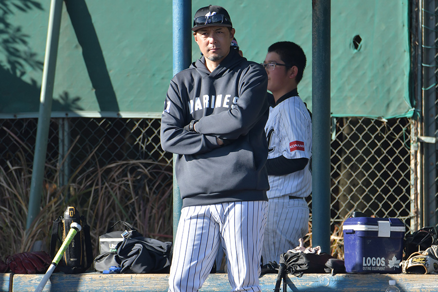 千葉ロッテマリーンズジュニアの小林宏之監督【写真：上野明洸】