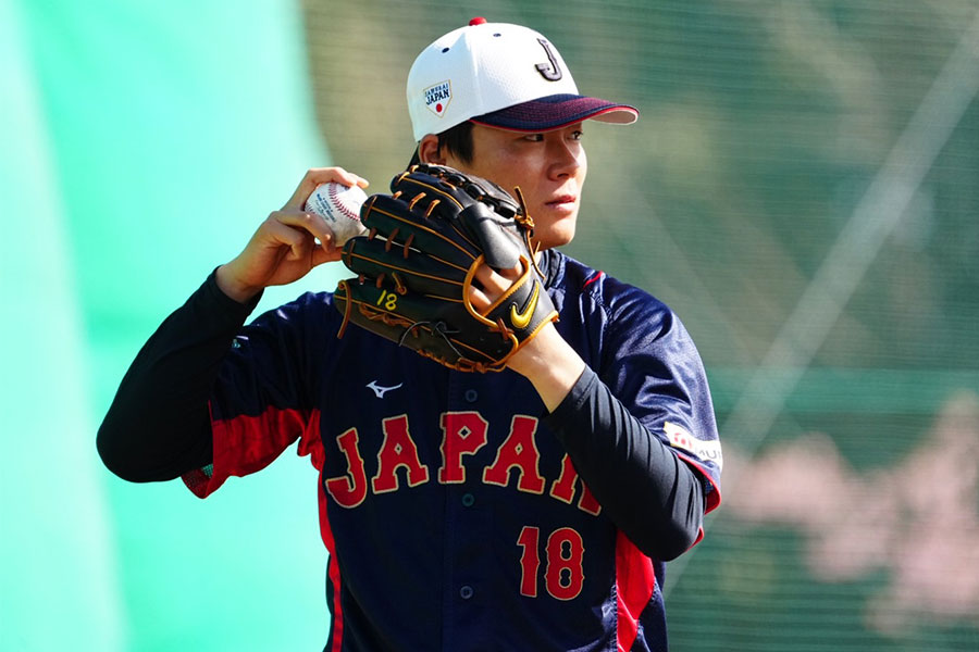 山本由伸【写真：荒川祐史】