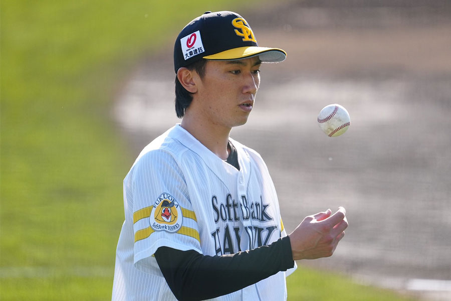 ソフトバンク・大津亮介【写真：荒川祐史】