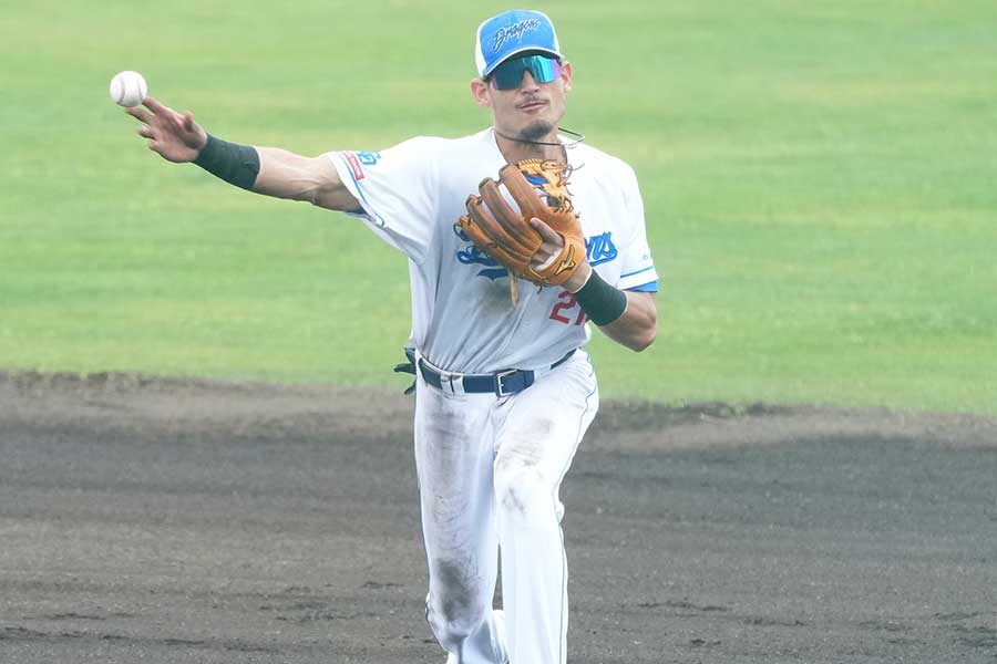 中日のクリスチャン・ロドリゲス【写真：小林靖】