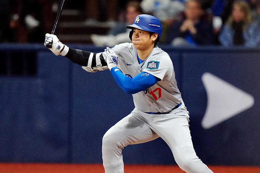 第2打席で安打を放ったドジャース・大谷翔平【写真：Getty Images】