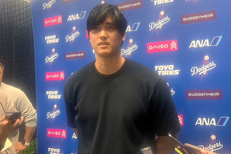 試合後に取材に対応したドジャース・大谷翔平【写真：川村虎大】